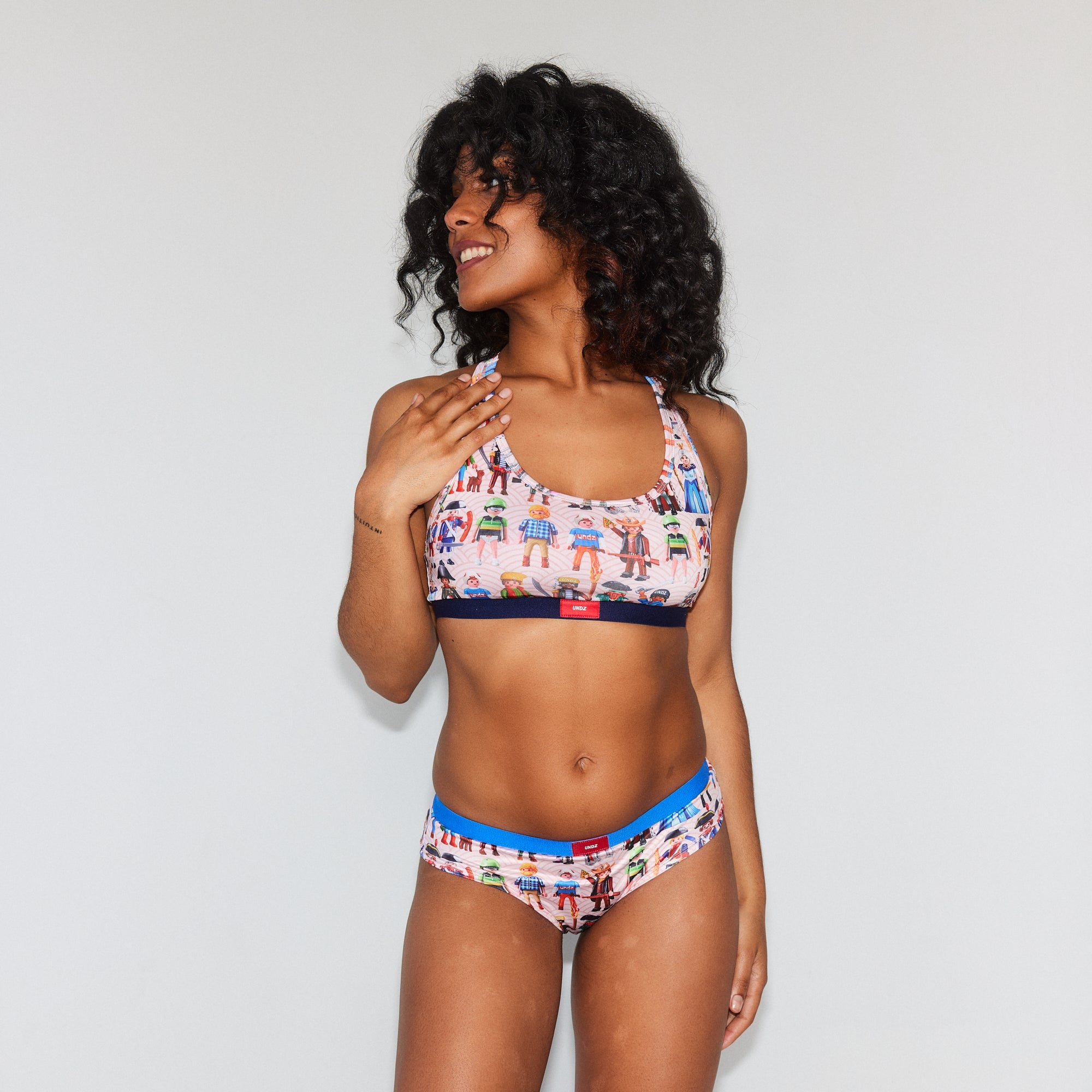 SOUTIEN-GORGE - PLAYMUNDZ 